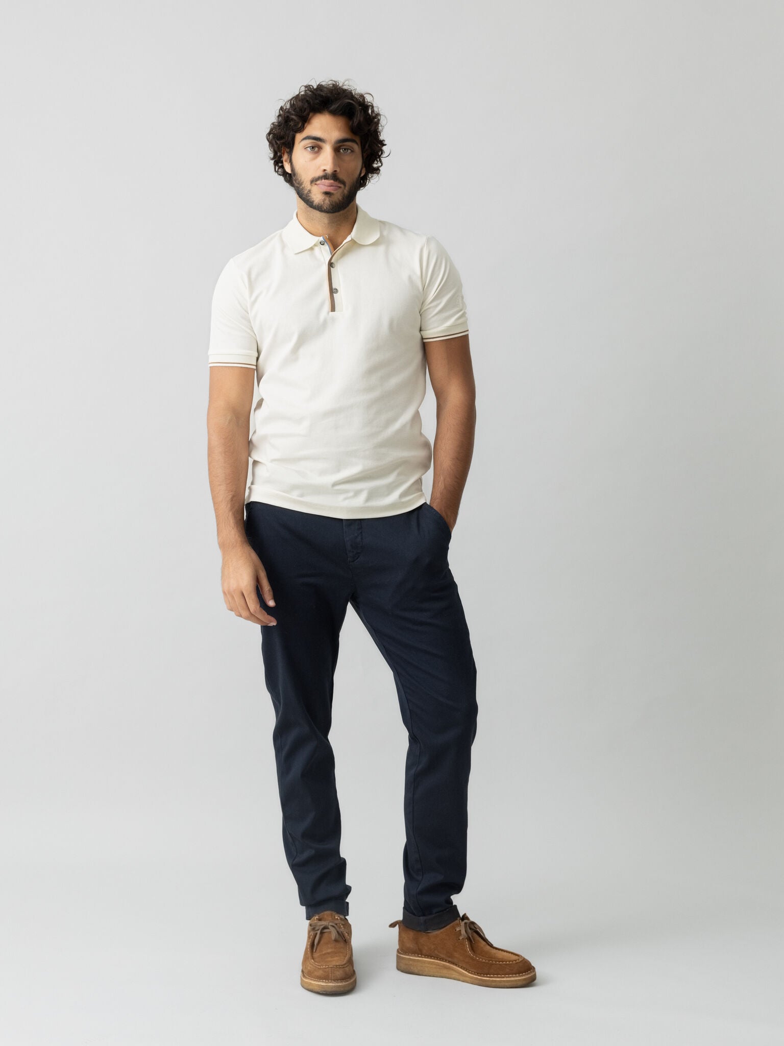 Modelshot / Navy / Detail